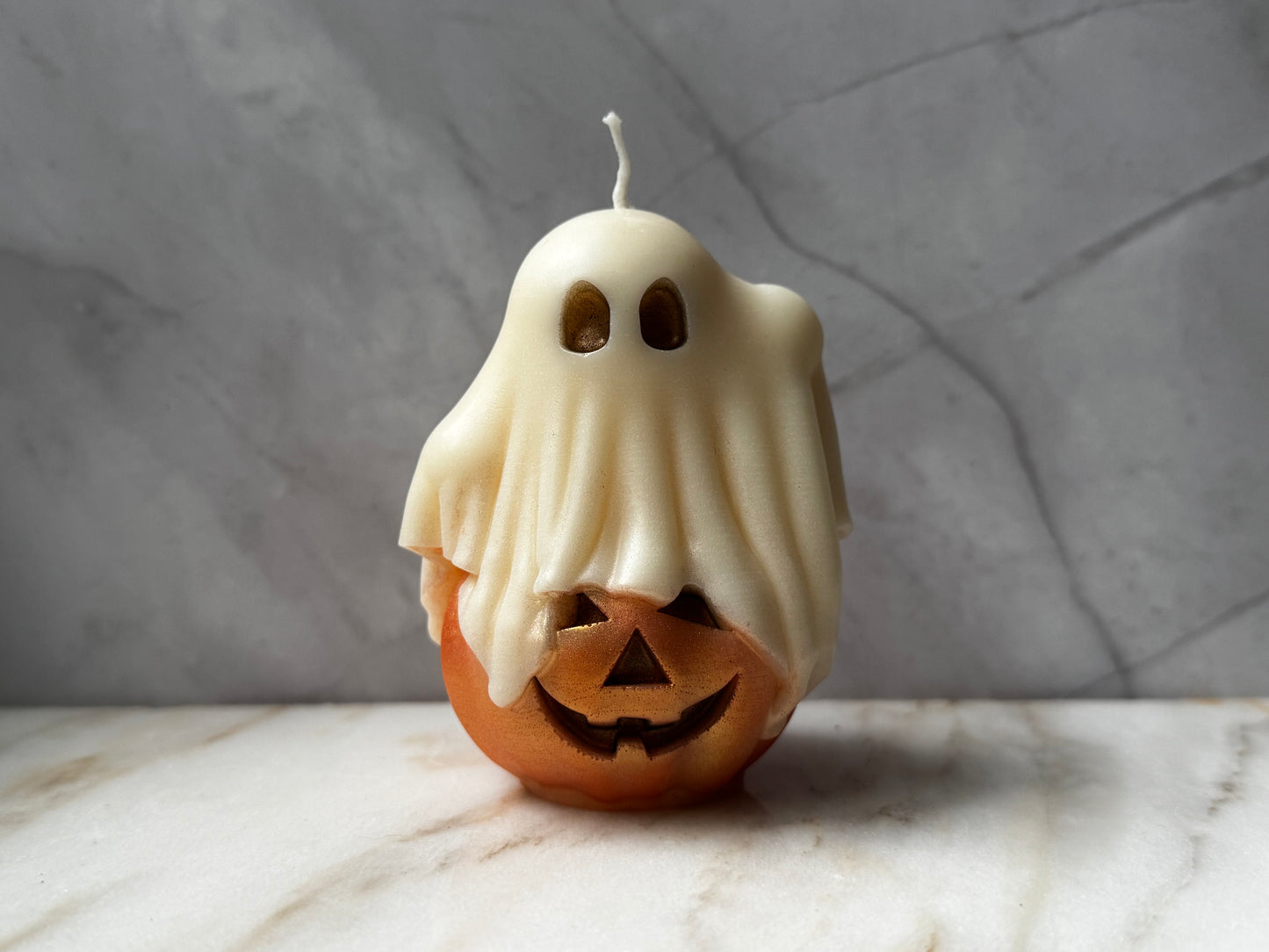 Phantom’s Pumpkin: Ghost Candle