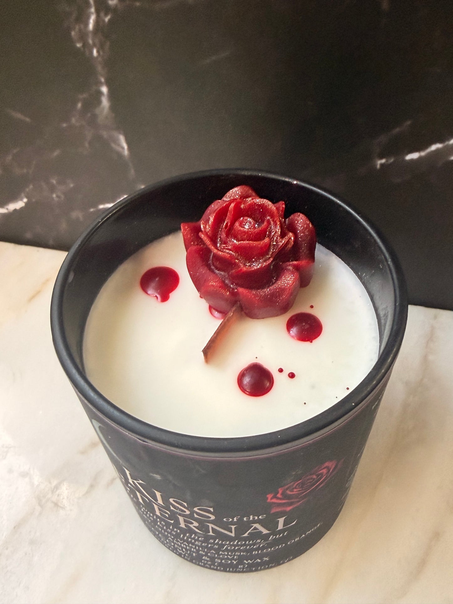 Kiss of the Eternal | Vampire Romance Candle